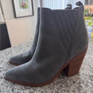 Marc Fisher Chelsea Matter grey blue Suede Ankle Booties